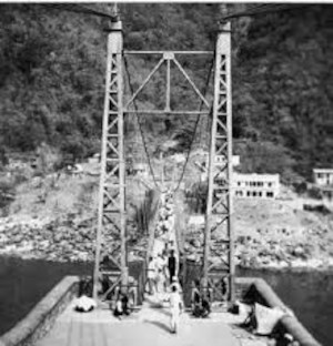 Lakshman Jhoola at Rishikesh in the 1950s.