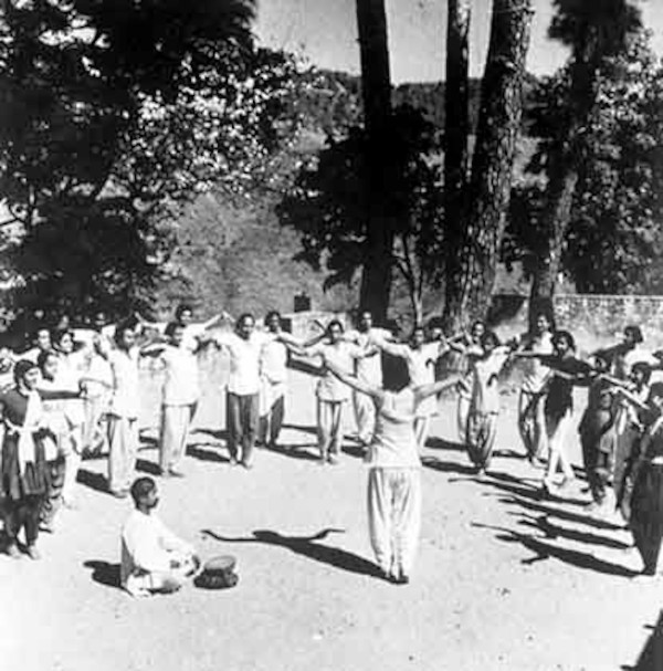 An outdoor workshop at the Uday Shankar India Culture Centre, Almora.