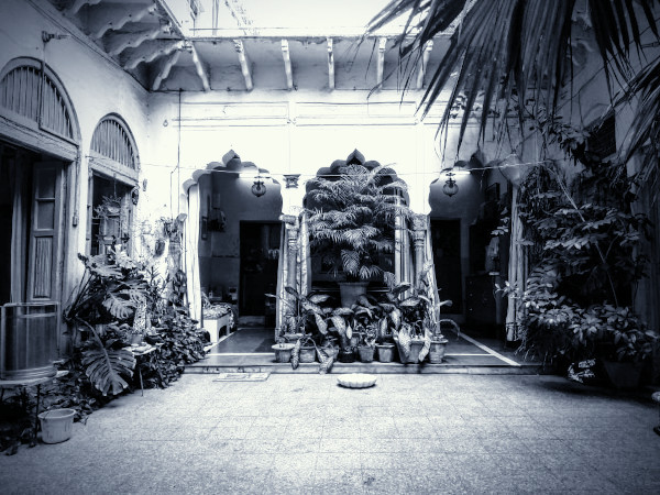 The courtyard of Ashok Mathur's haveli in Nai Sarak, Chandni Chowk.