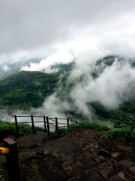 Into the clouds at the peak. Nature in its purest form. Music was heard in the air.