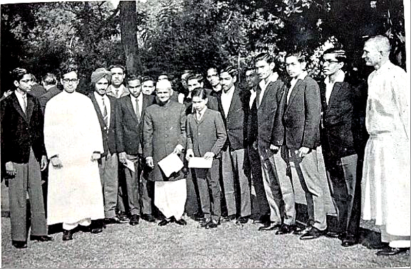 Prime Minister Shastri in the centre, at his home in New Delhi, December 1965. Fr. Grace on the extreme right. Others in the picture are cast members of Dial M for Murder play, schoolmates, and teachers, St. Xavier’s School, Jaipur.